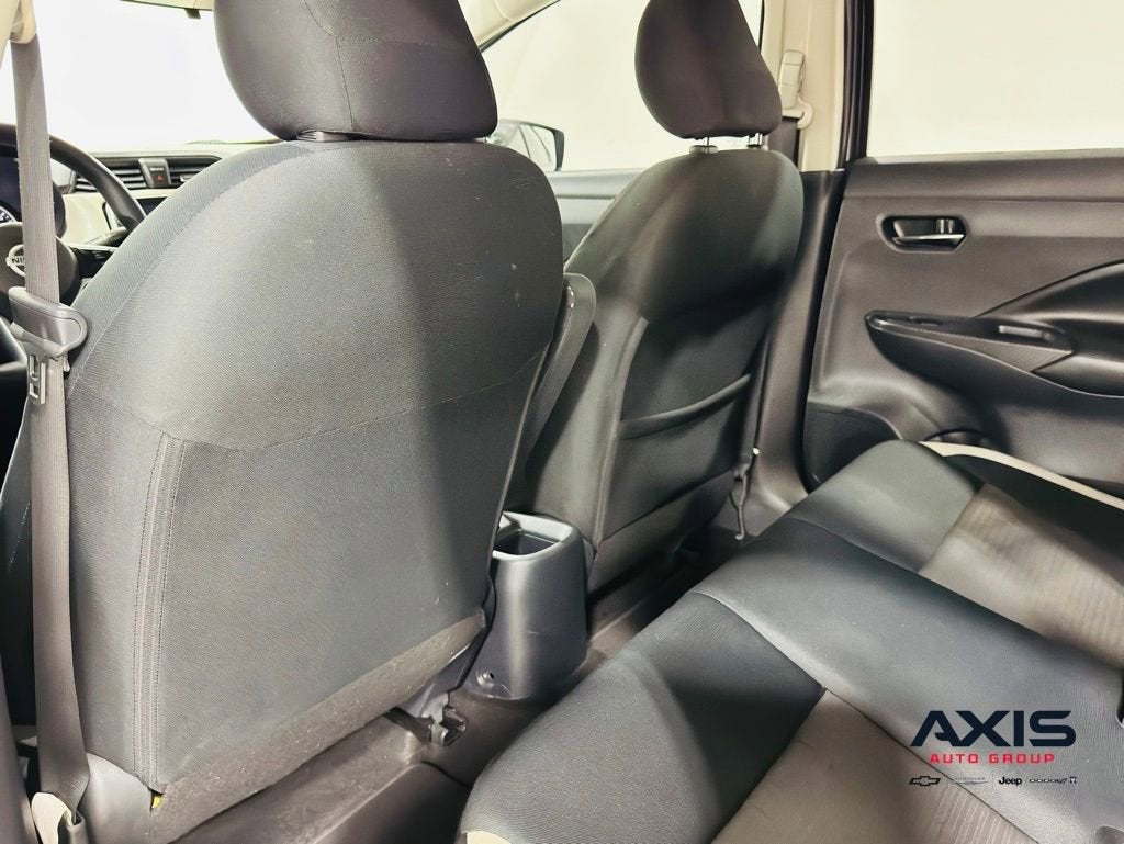 2020 Nissan Versa SV Xtronic CVT