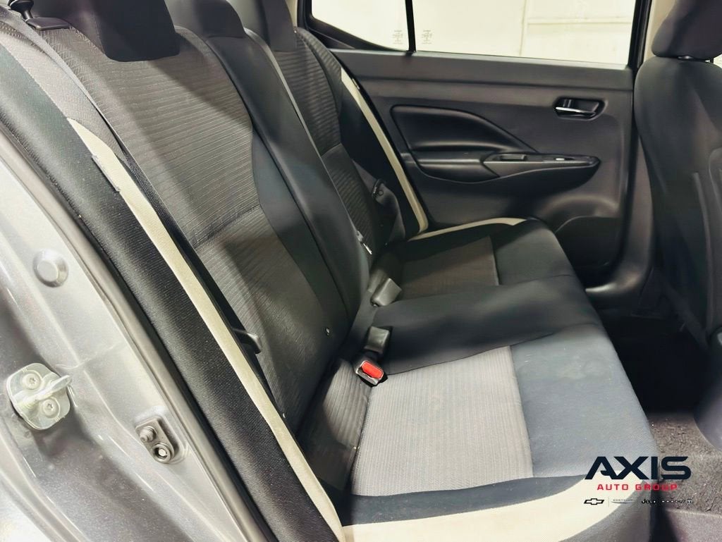 2020 Nissan Versa SV Xtronic CVT