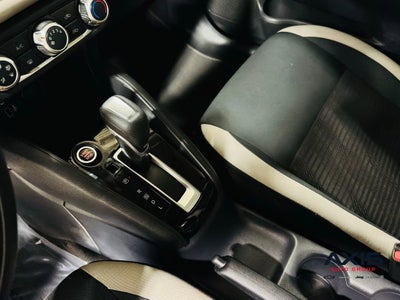 2020 Nissan Versa SV Xtronic CVT