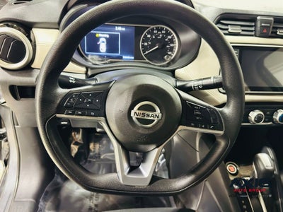 2020 Nissan Versa SV Xtronic CVT