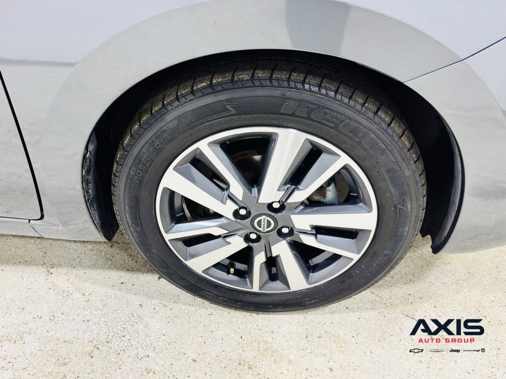 2020 Nissan Versa SV Xtronic CVT