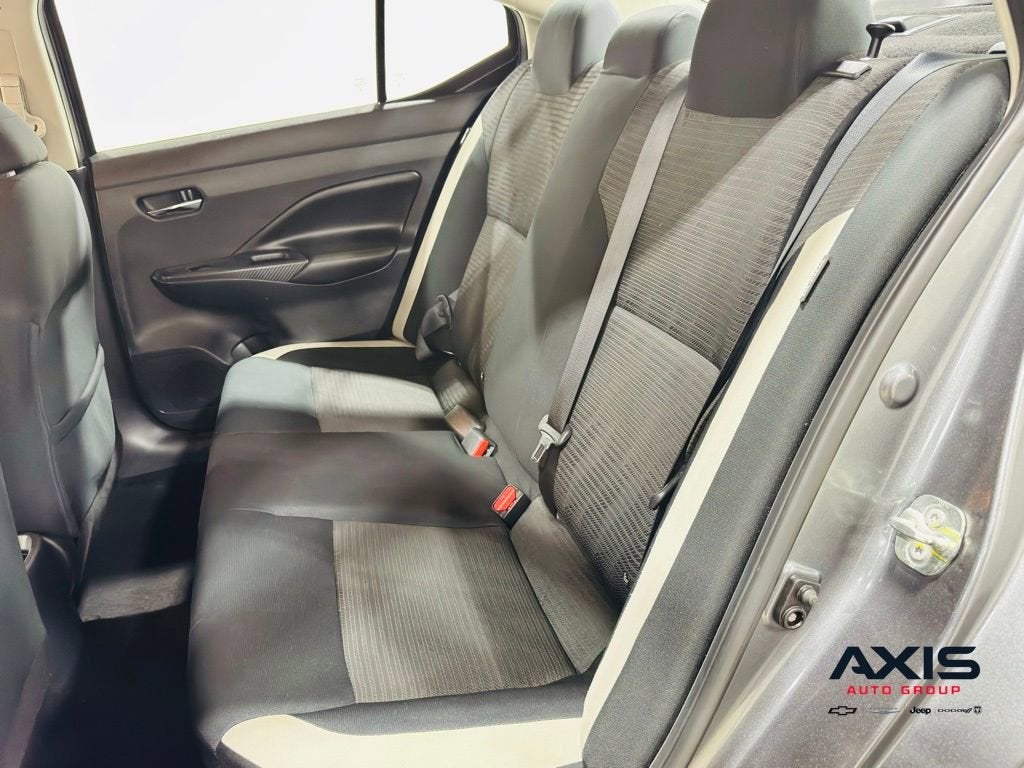 2020 Nissan Versa SV Xtronic CVT