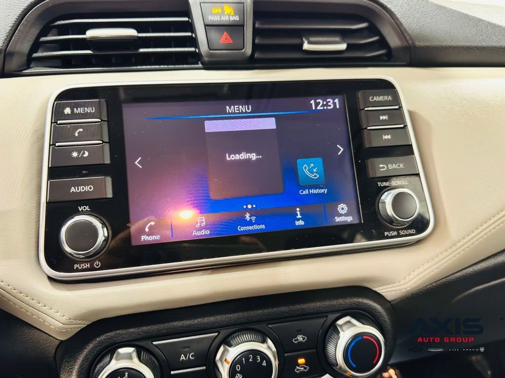 2020 Nissan Versa SV Xtronic CVT