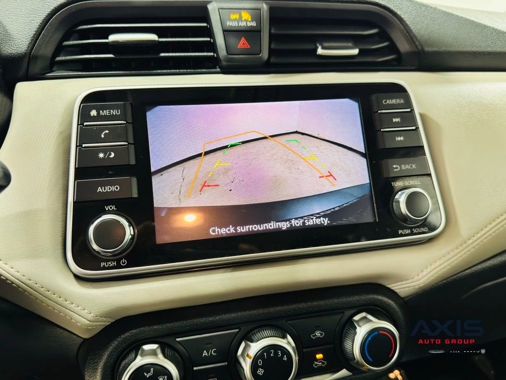 2020 Nissan Versa SV Xtronic CVT