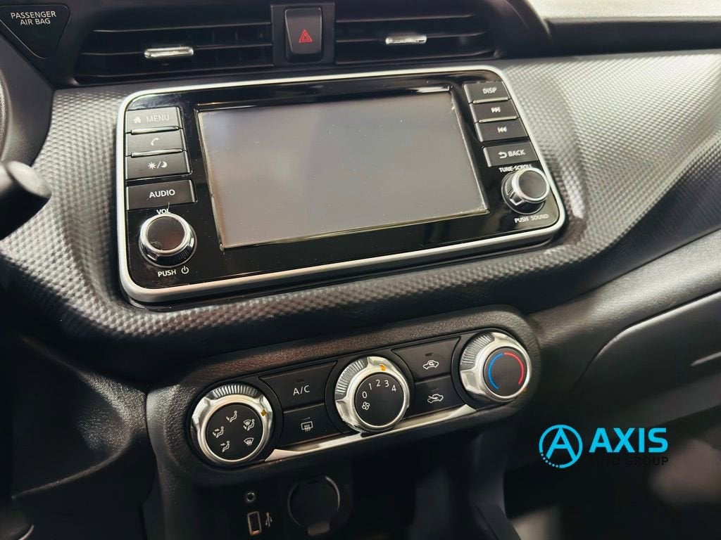 2024 Nissan Kicks S Xtronic CVT