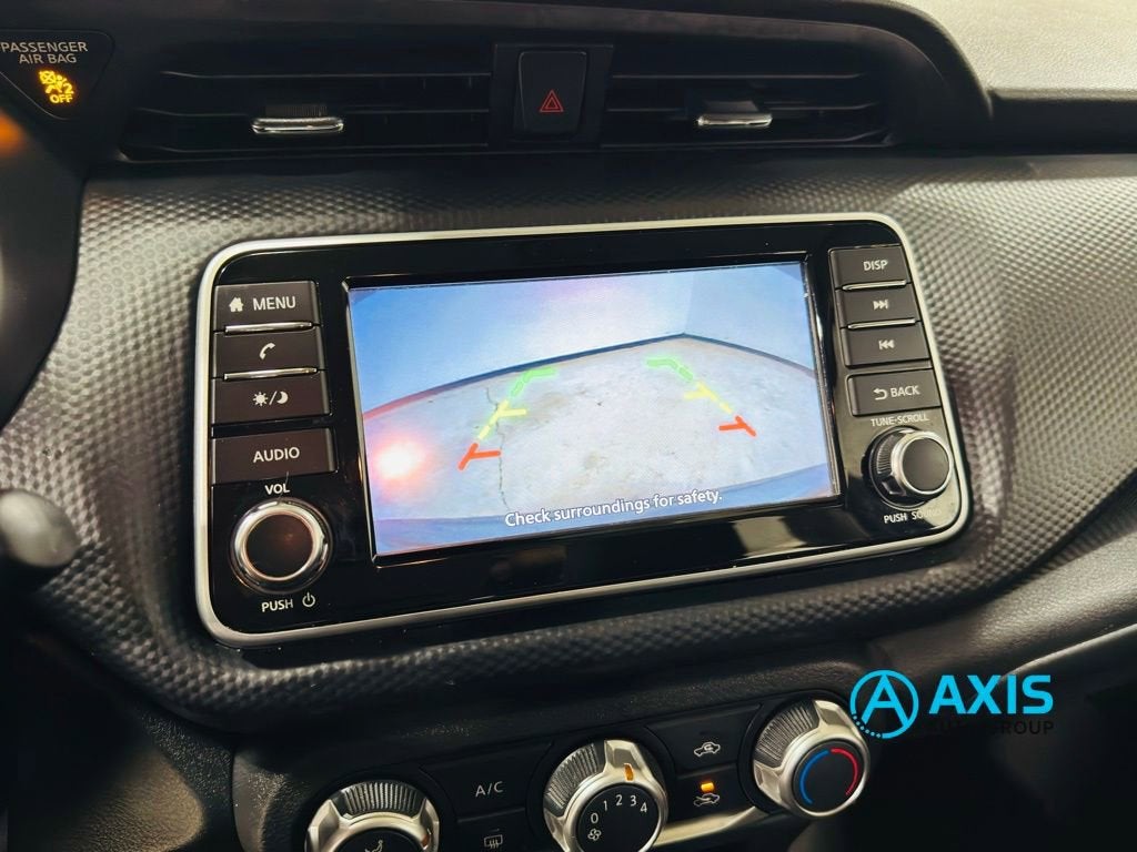 2024 Nissan Kicks S Xtronic CVT