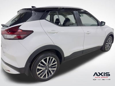 2022 Nissan Kicks SV Xtronic CVT