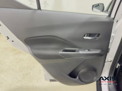 2022 Nissan Kicks SV Xtronic CVT