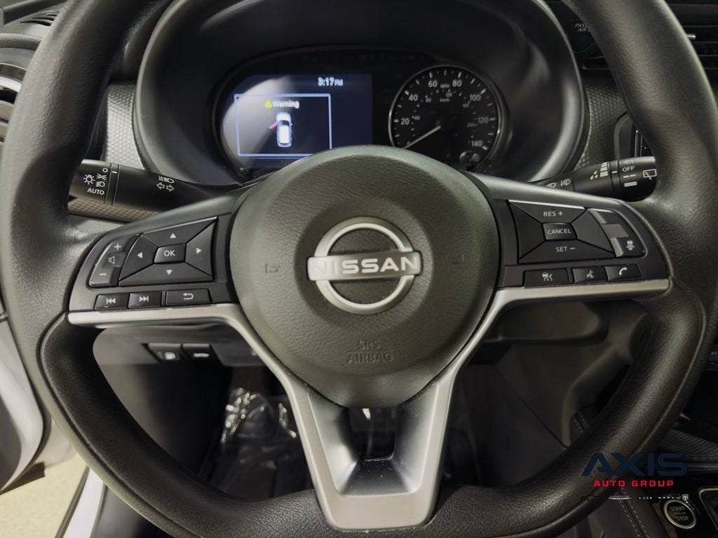 2022 Nissan Kicks SV Xtronic CVT