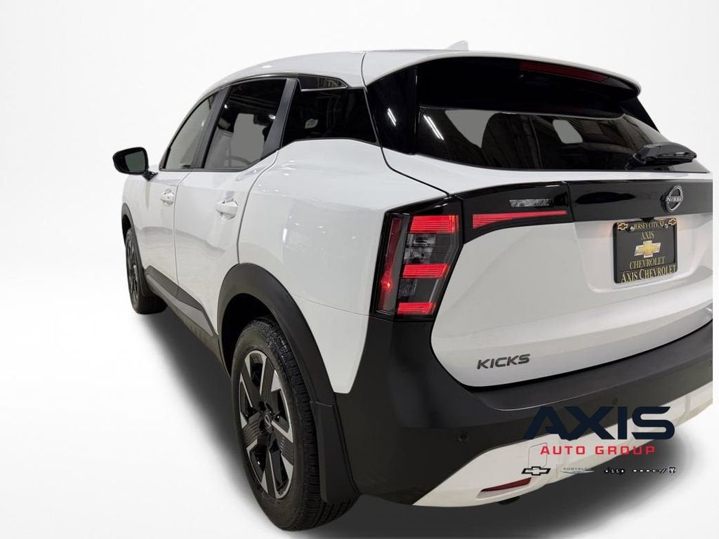 2025 Nissan Kicks SV Intelligent AWD