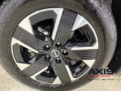 2025 Nissan Kicks SV Intelligent AWD