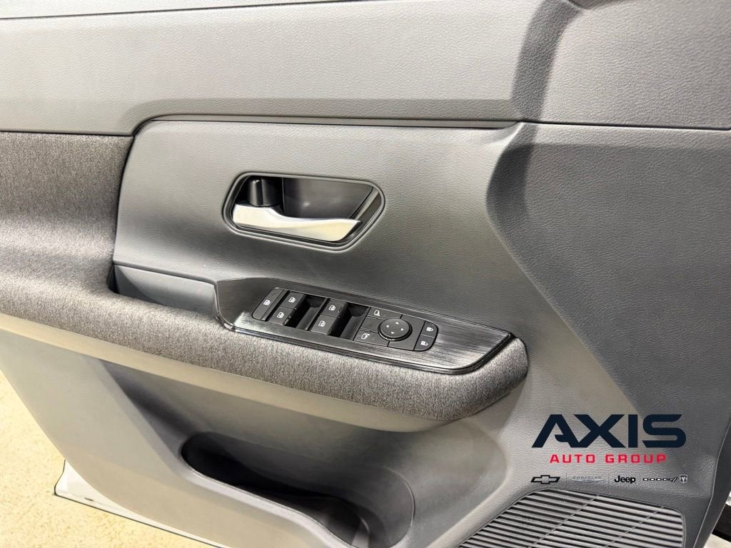 2025 Nissan Kicks SV Intelligent AWD