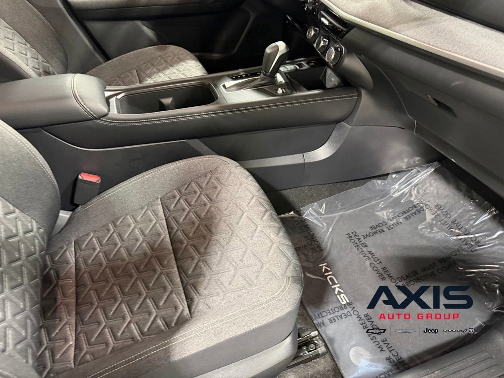 2025 Nissan Kicks SV Intelligent AWD