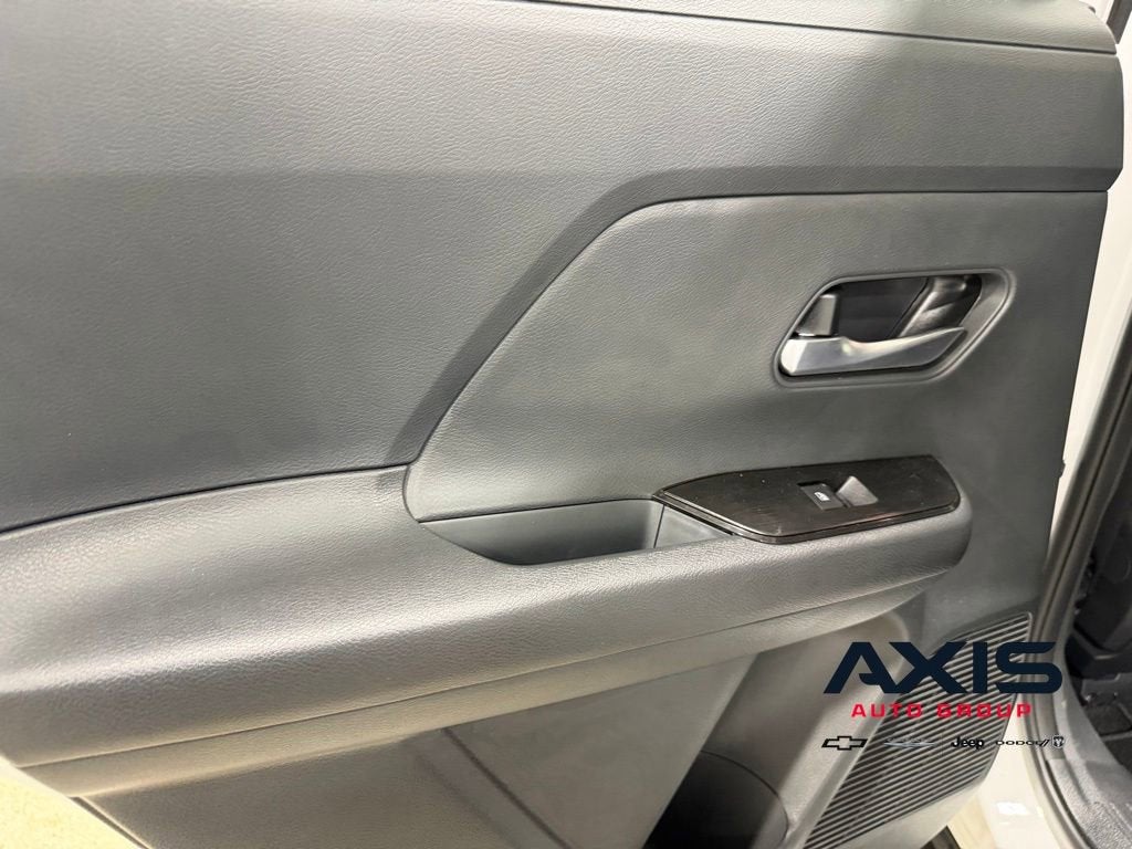 2025 Nissan Kicks SV Intelligent AWD