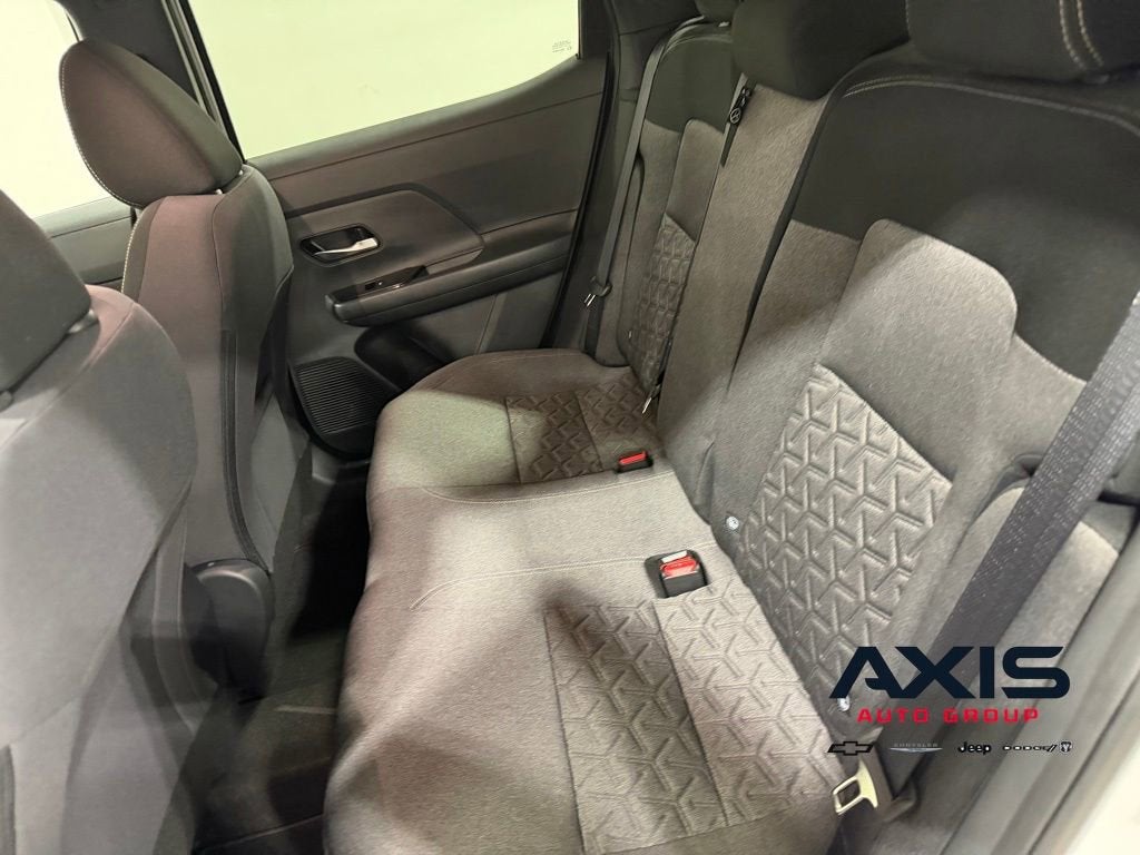 2025 Nissan Kicks SV Intelligent AWD