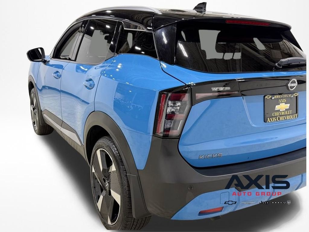2025 Nissan Kicks SR Intelligent AWD