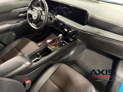 2025 Nissan Kicks SR Intelligent AWD