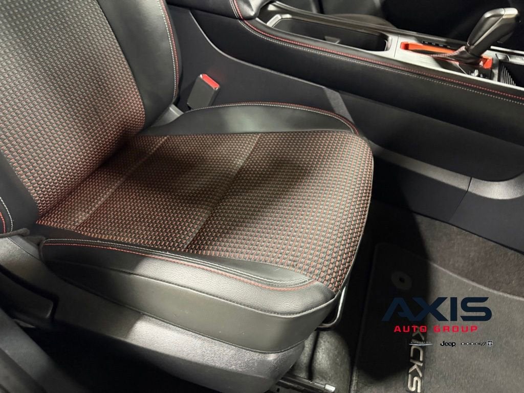 2025 Nissan Kicks SR Intelligent AWD