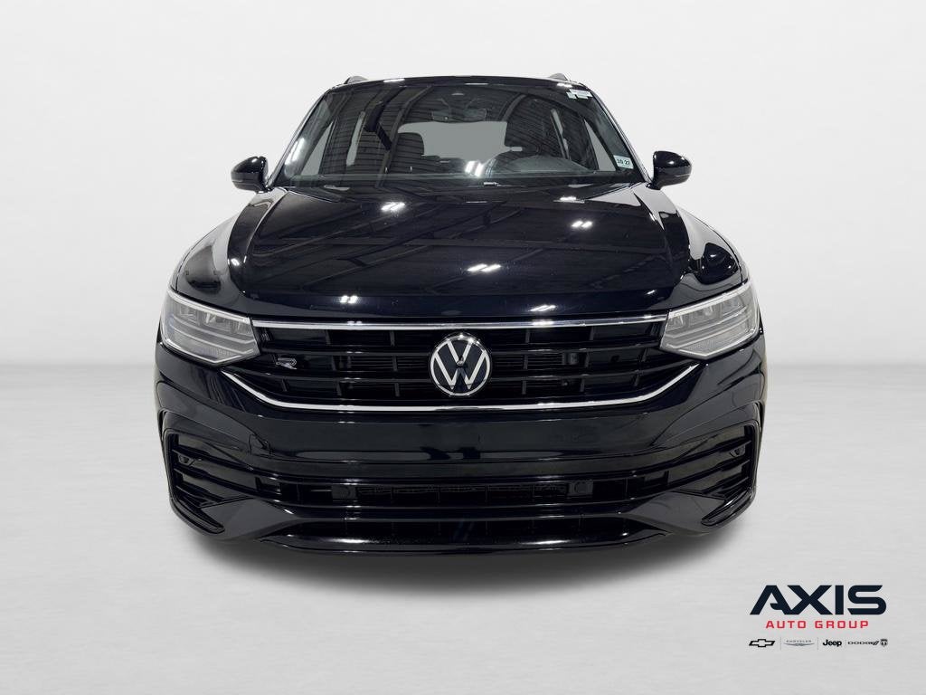 2022 Volkswagen Tiguan SE R-Line Black
