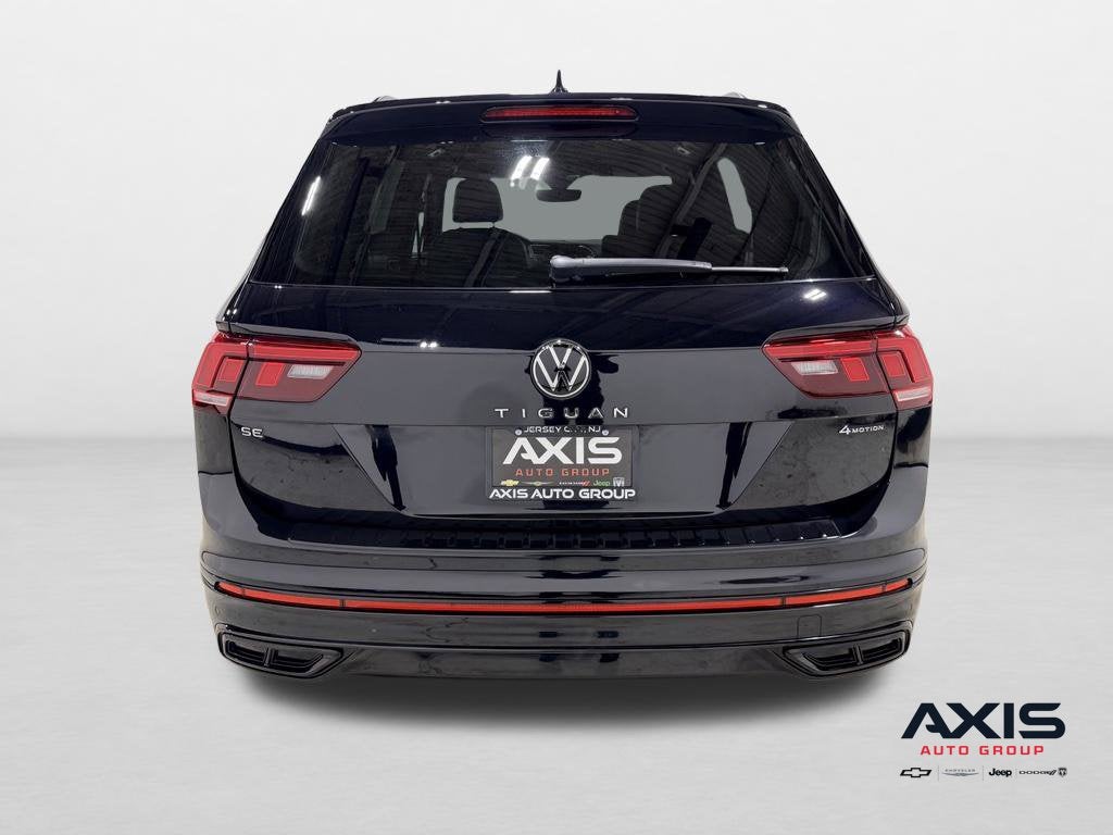 2022 Volkswagen Tiguan SE R-Line Black