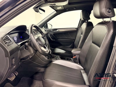 2022 Volkswagen Tiguan SE R-Line Black