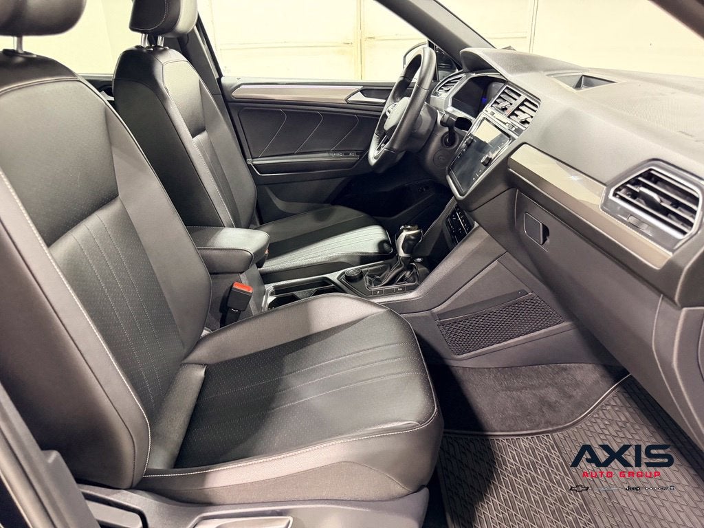 2022 Volkswagen Tiguan SE R-Line Black