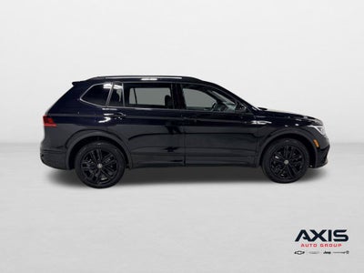 2022 Volkswagen Tiguan SE R-Line Black