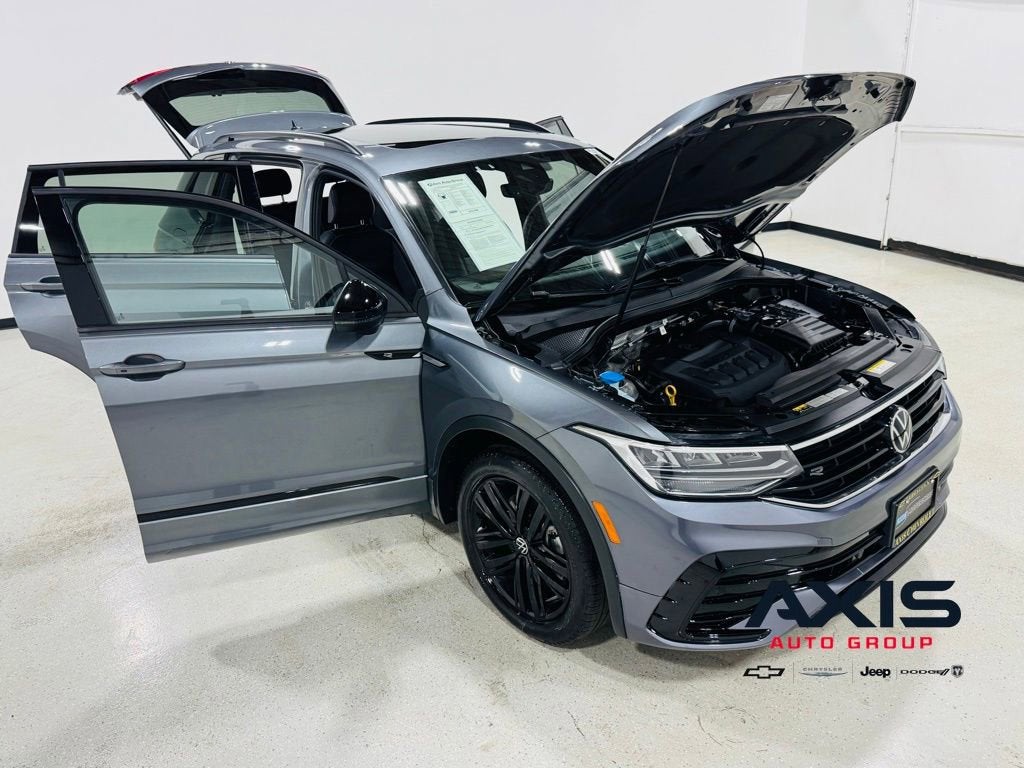 2022 Volkswagen Tiguan 2.0T SE R-Line Black