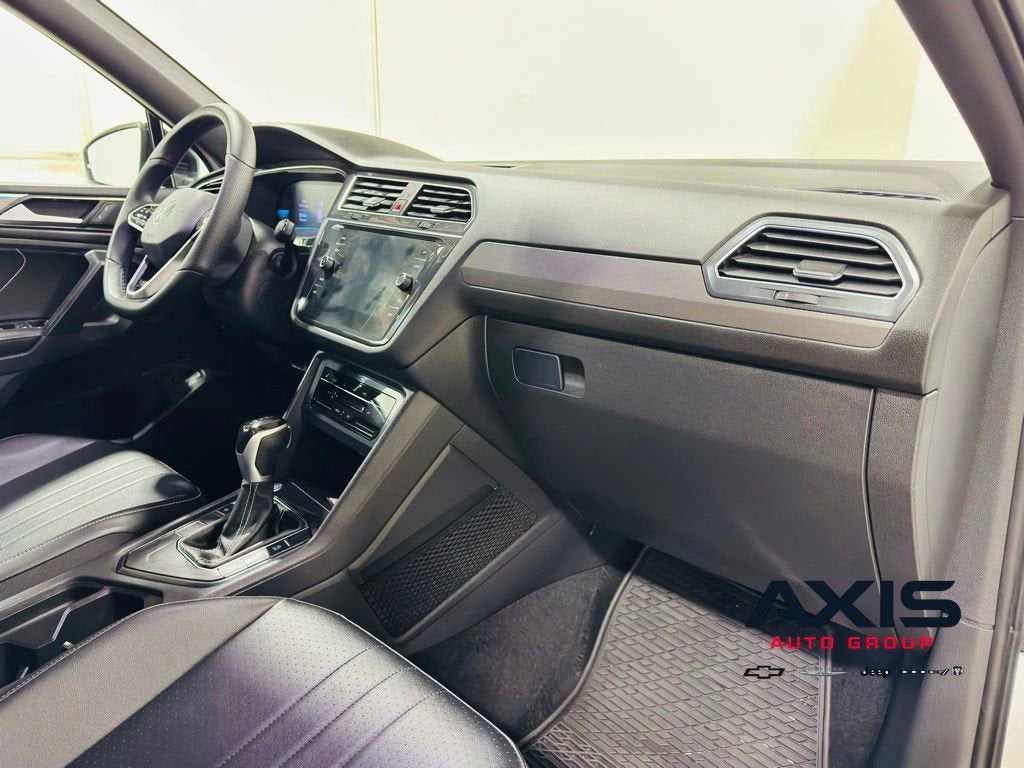 2022 Volkswagen Tiguan 2.0T SE R-Line Black