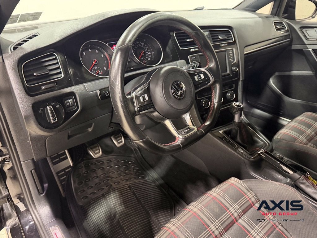 2017 Volkswagen Golf GTI S 4-Door