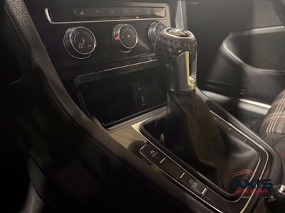 2017 Volkswagen Golf GTI S 4-Door