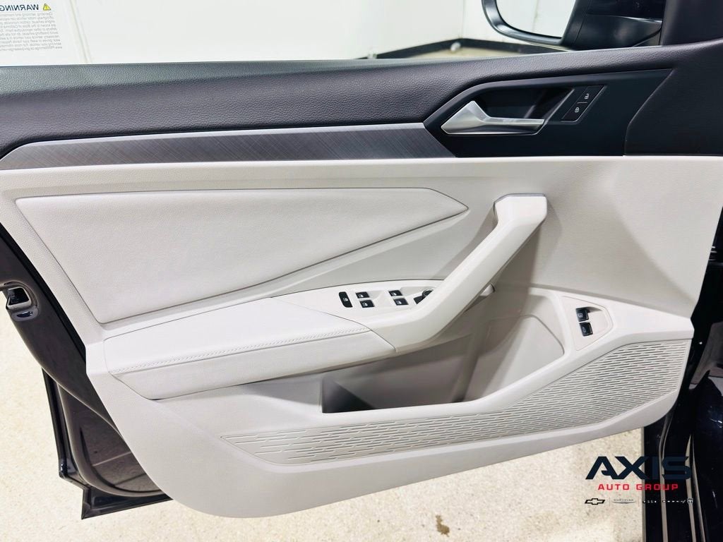 2023 Volkswagen Jetta 1.5T SE