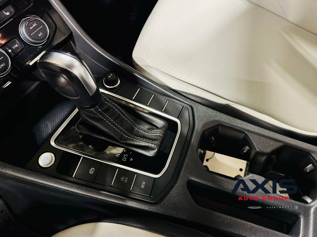 2021 Volkswagen Jetta 1.4T R-Line