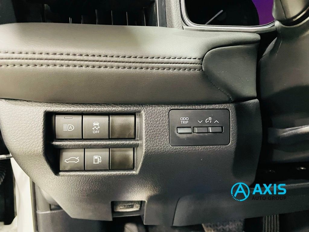 2022 Toyota Avalon XLE