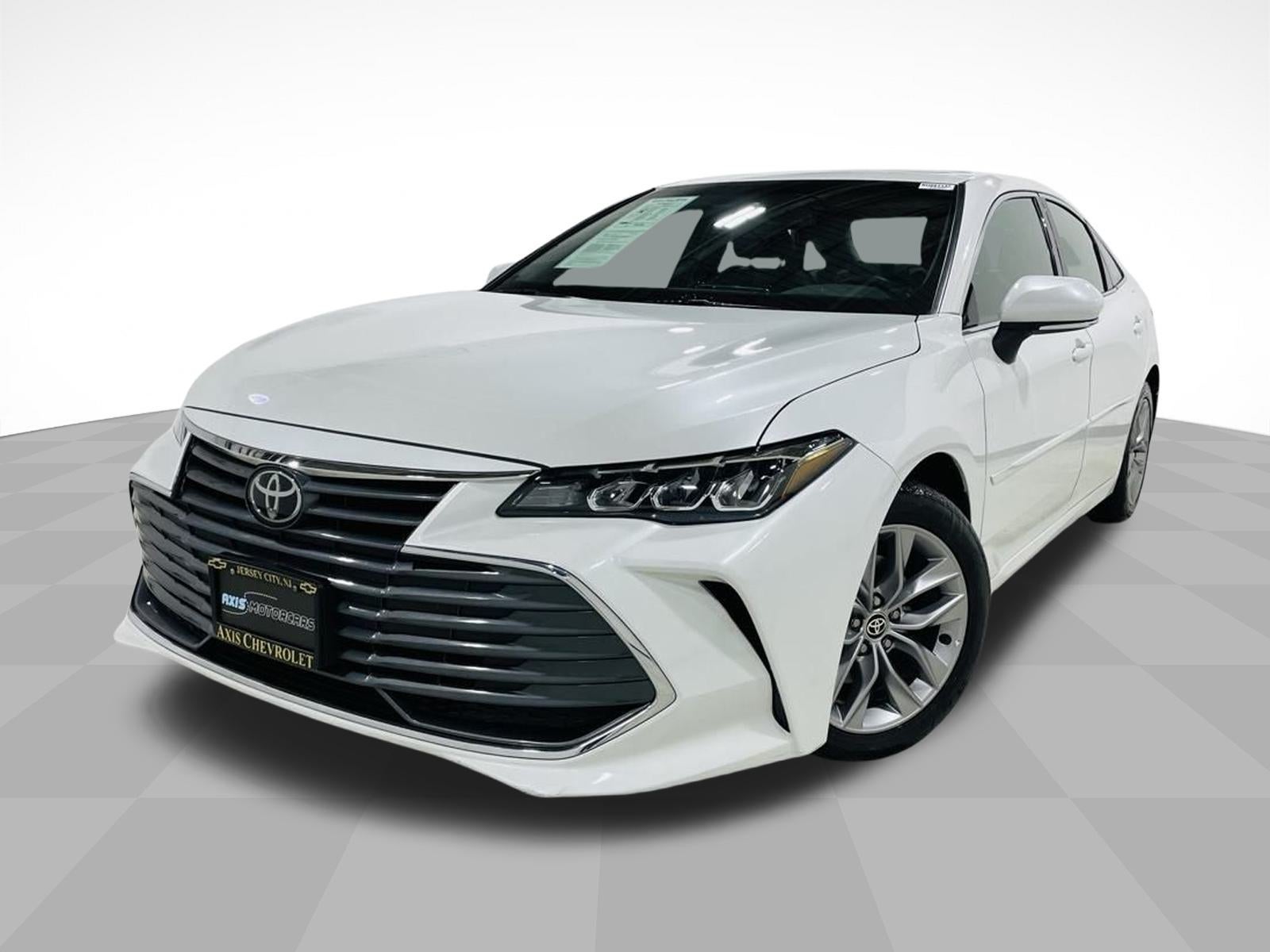 2022 Toyota Avalon XLE
