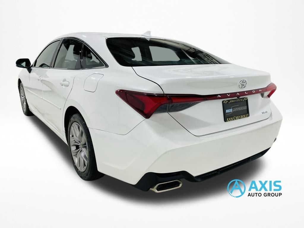 2022 Toyota Avalon XLE