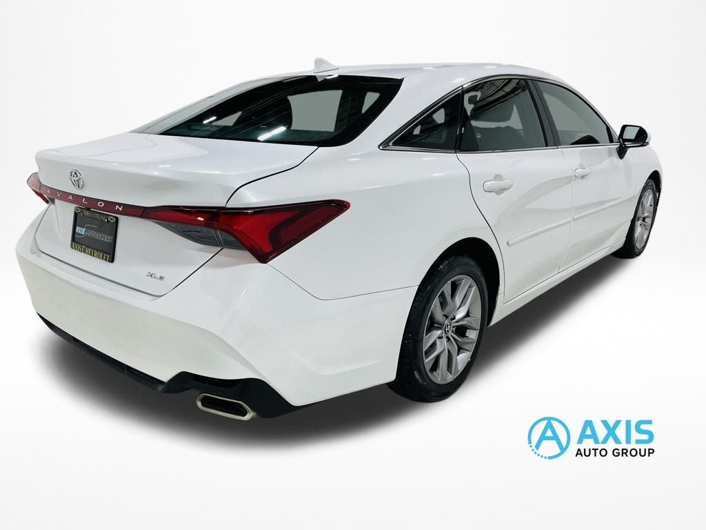 2022 Toyota Avalon XLE