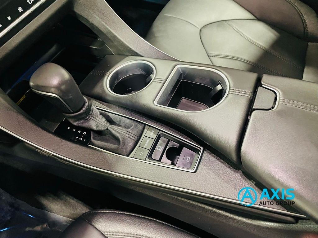 2022 Toyota Avalon XLE