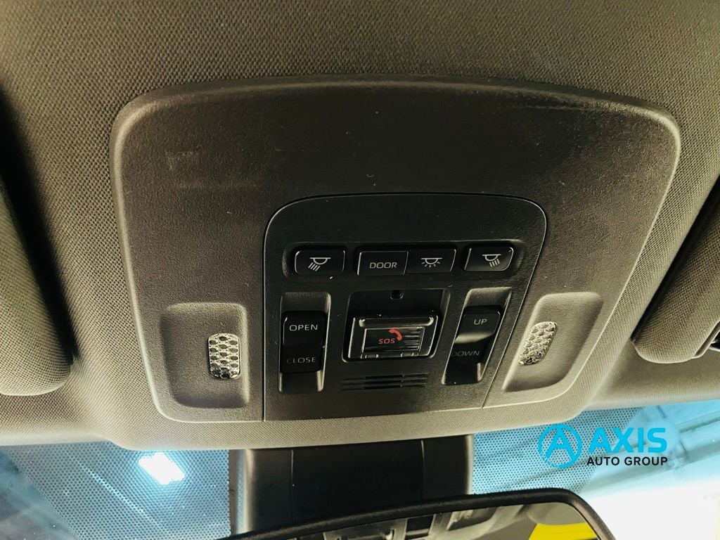 2022 Toyota Avalon XLE