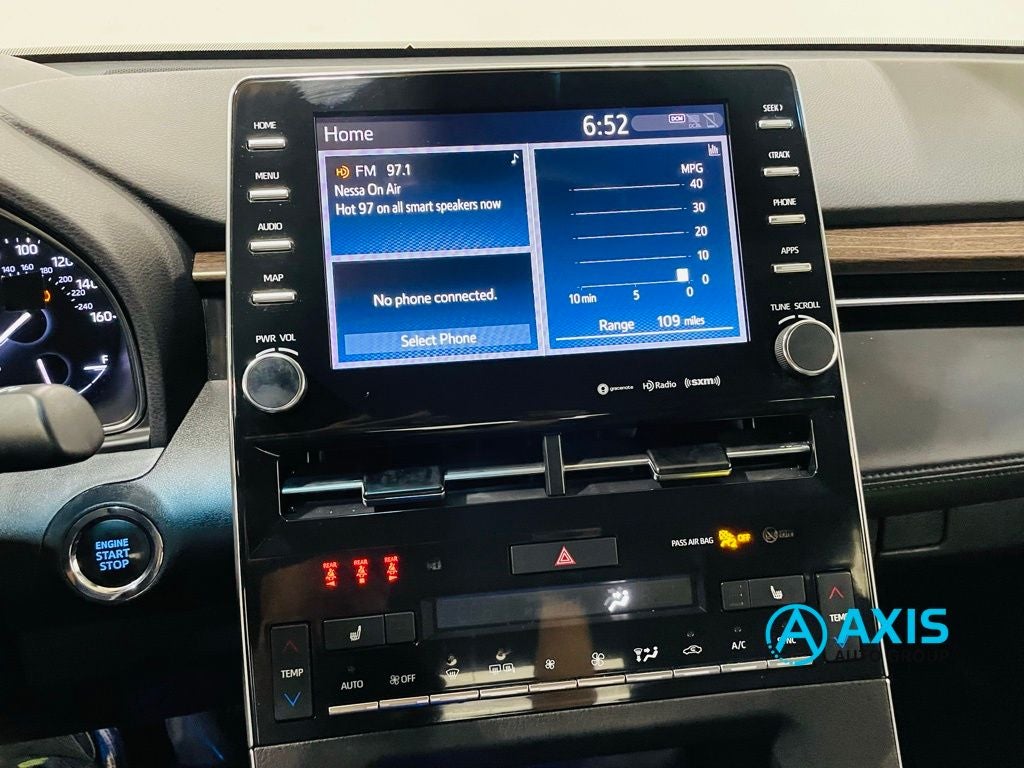 2022 Toyota Avalon XLE