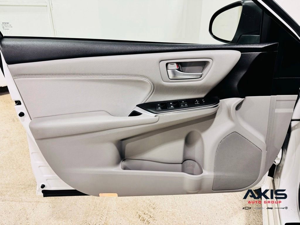 2017 Toyota Camry XLE