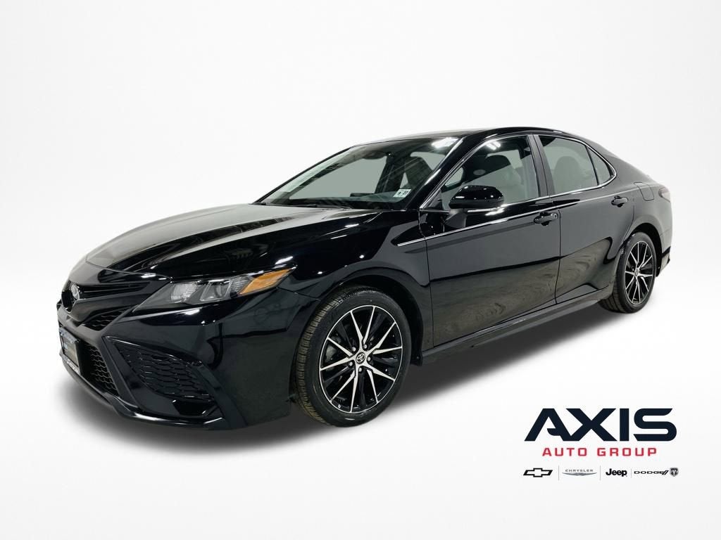 2023 Toyota Camry SE AWD