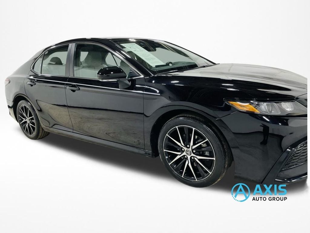 2023 Toyota Camry SE AWD