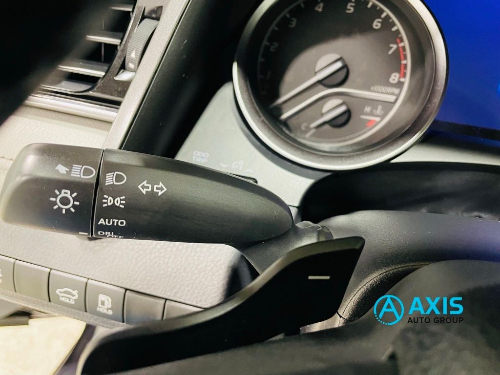 2023 Toyota Camry SE AWD