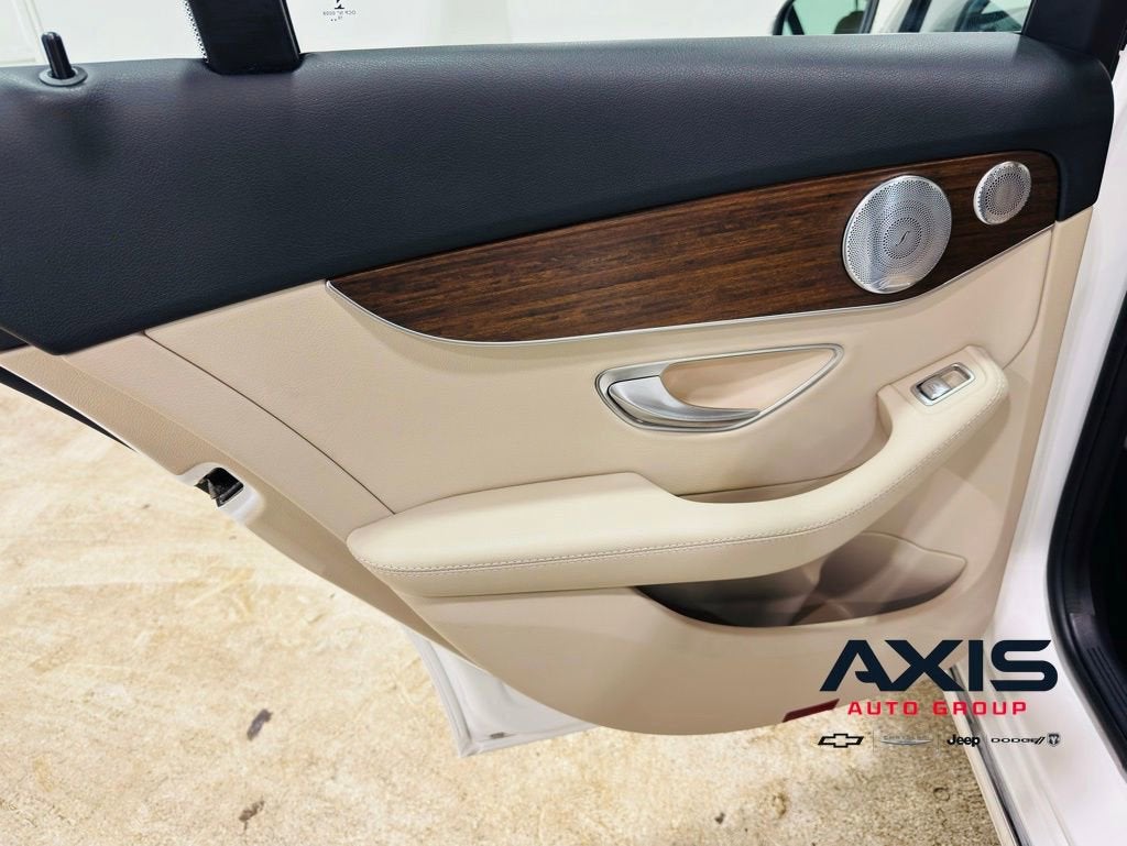 2019 Mercedes-Benz C 300 4MATIC®