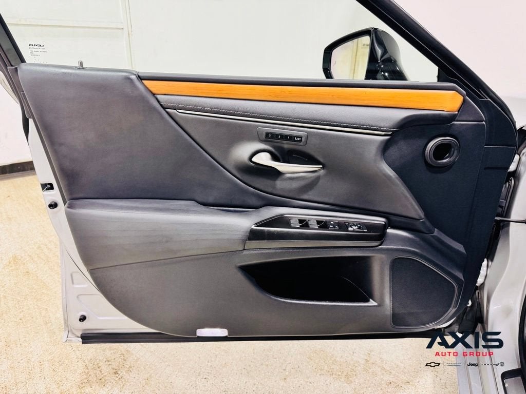 2019 Lexus ES 350 Luxury