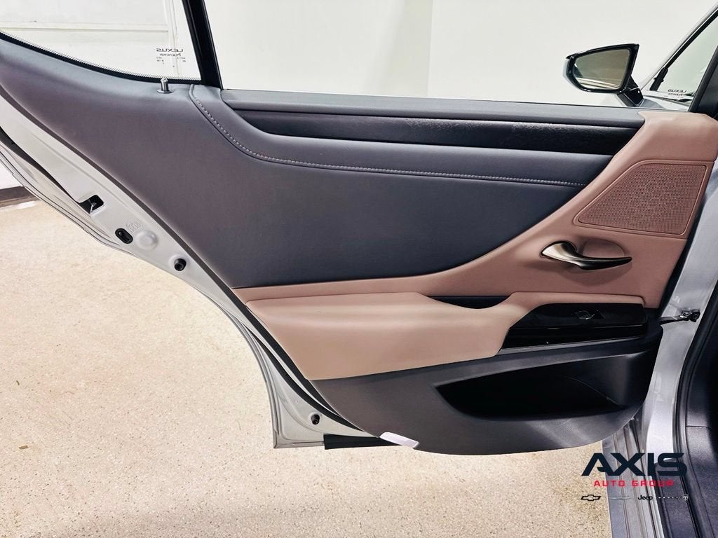 2025 Lexus ES ES 350