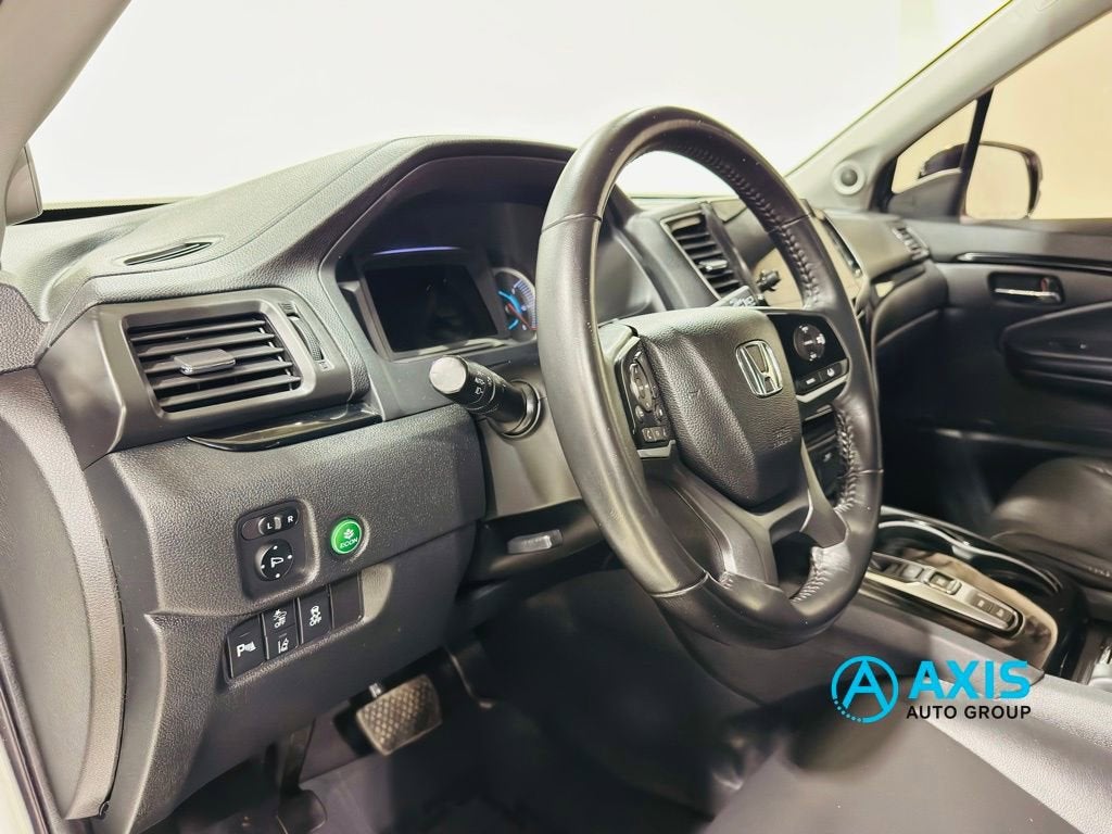 2022 Honda Pilot 2WD Touring 8 Passenger