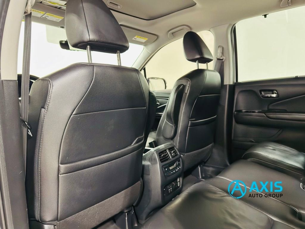 2022 Honda Pilot 2WD Touring 8 Passenger