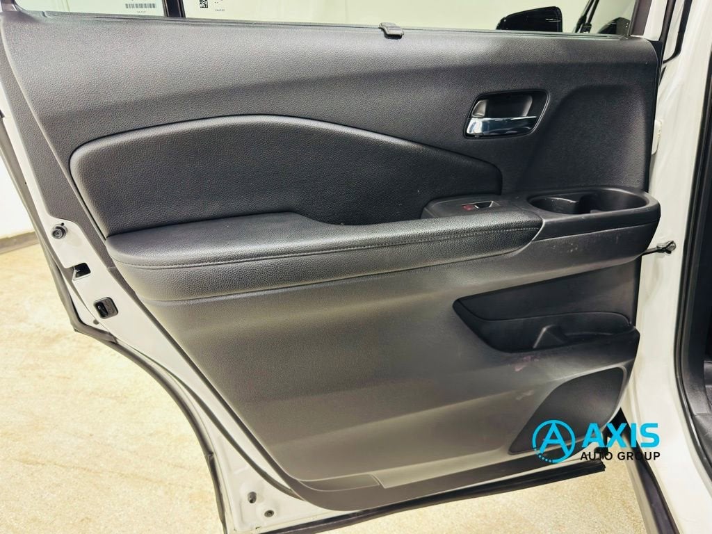 2022 Honda Pilot 2WD Touring 8 Passenger